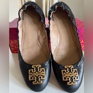 Tory Burch Ballet Flats black/gold size 9